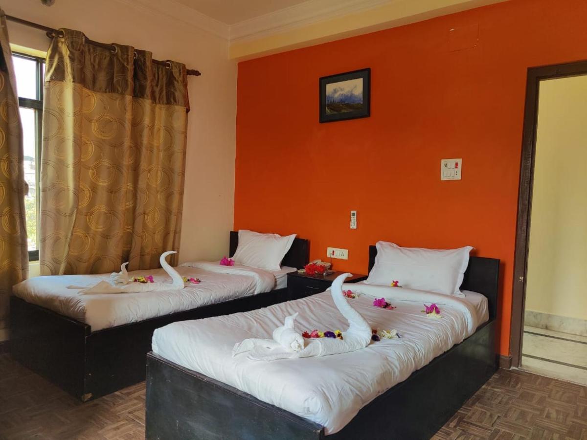 Gateway Himalaya Resort Ghanpokhara Экстерьер фото