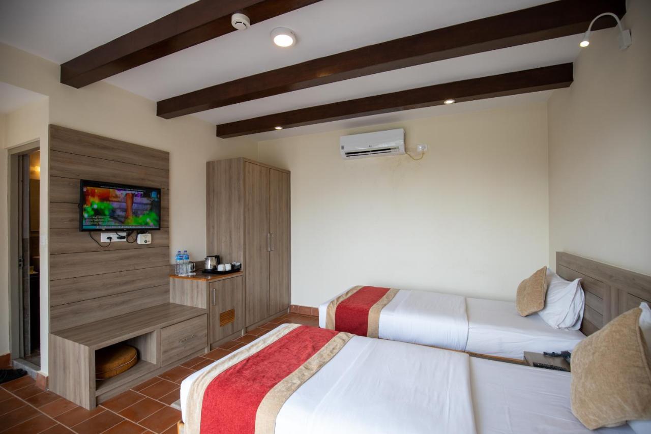 Gateway Himalaya Resort Ghanpokhara Экстерьер фото