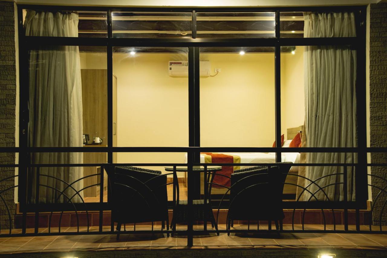 Gateway Himalaya Resort Ghanpokhara Экстерьер фото